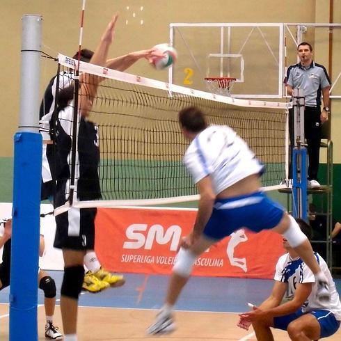 El Segovoley vence al Areté en un choque muy disputado