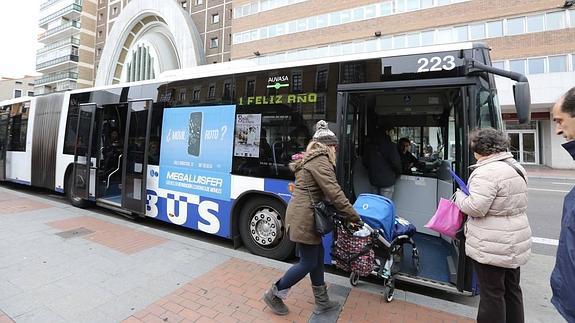 7.808 menores han demandado el Bono Infantil para viajar gratis en autobús por Valladolid