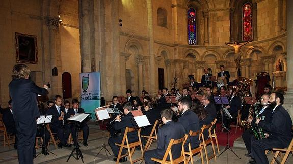 La Semana Santa estrenará partitura