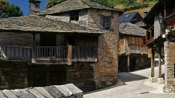 Peñalba de Santiago espera triplicar su turismo tras ser reconocido como uno de los pueblos más bonitos