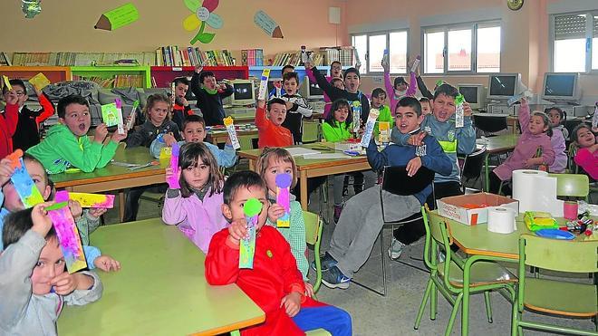 El Día del Bibliobús llega con talleres de animación a la lectura