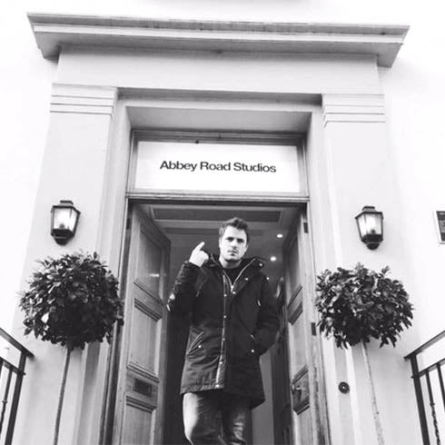 Dani Martín comienza a grabar su nuevo disco en Abbey Road Studios