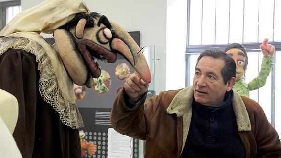 El director de Titirimundi cree «excesivo» el envío a prisión de los dos titiriteros detenidos en Madrid