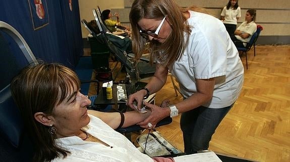 Las donaciones de sangre bajan en Segovia de la barrera de 7.000 al año