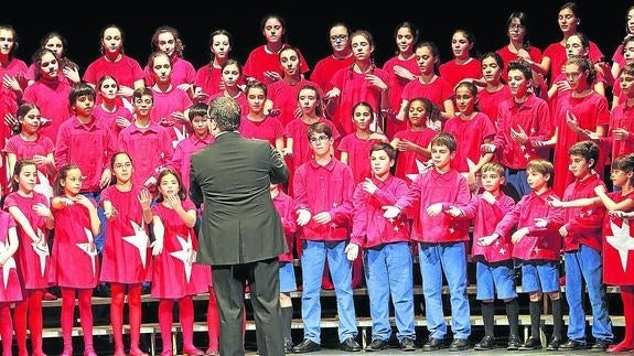 Concierto de voces blancas por Cáritas