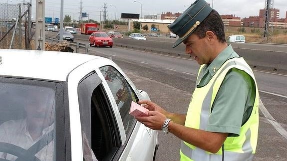 Tres nuevas cámaras ayudarán a detectar los vehículos que circulan sin seguro en Segovia