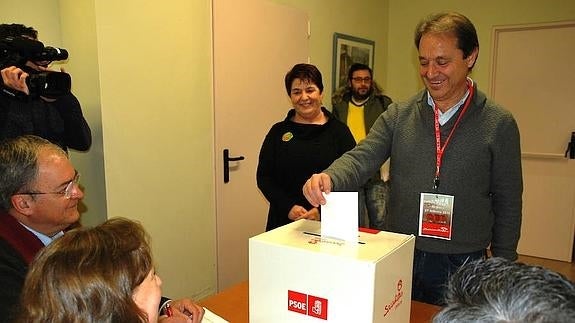 El PSOE de Segovia dice un rotundo 'sí' al acuerdo con Ciudadanos