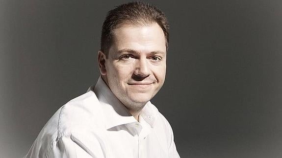 «Lo que creemos que es gratis en Internet, acaba siendo carísimo»