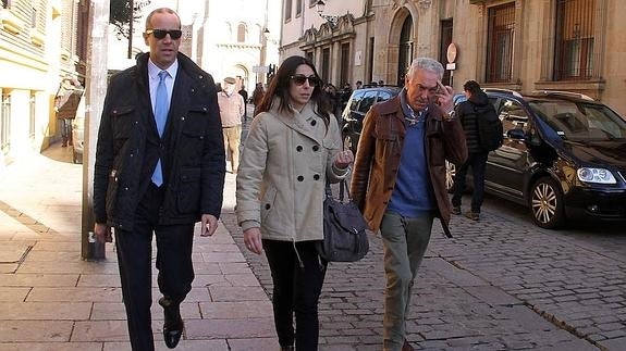 Las acusaciones recurren la libertad de Gago por el riesgo de fuga