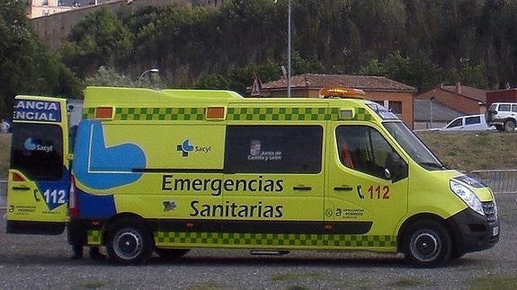 Fallece un hombre atrapado por una máquina en una nave ganadera