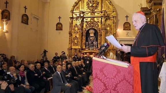 Carlos Amigo invita al Nazareno a que deje su huella en las procesiones de Pasión