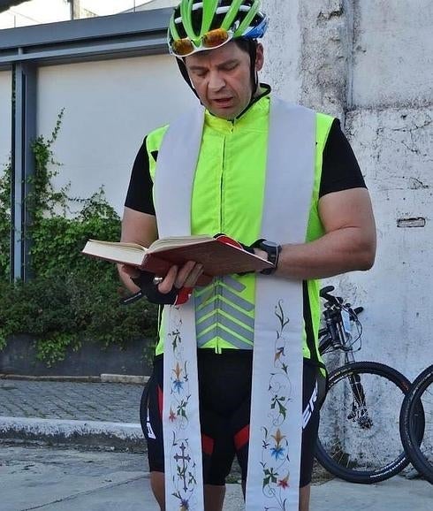 El primer cura 'ironman'