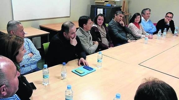 La dirección del PSOE respalda a la edil socialista amenazada en Macotera