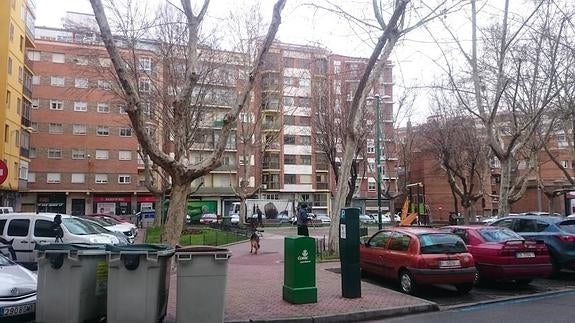 Detenido por golpear y lanzar a su mujer embarazada en marcha del coche en las Brígidas