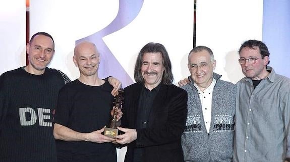 Los mánagers de España premian a los Celtas Cortos