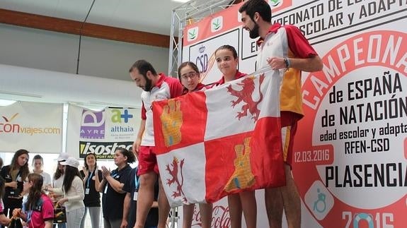 La selección promesa de Castilla y León es de oro