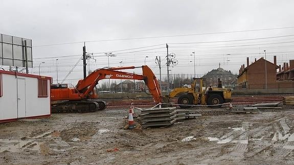 IU ve «complaciente» la posición de la Junta y el Ayuntamiento con la actuación de Adif