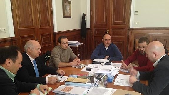 La Diputación estudia crear una línea de ayudas veterinarias de defensa sanitaria