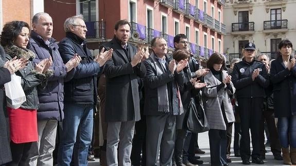 Valladolid se concentra en repulsa a los atentados de Bruselas