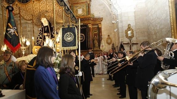 La Soledad se refugió en su capilla por la lluvia