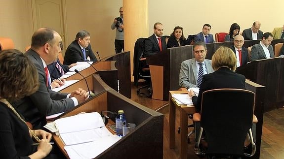 La Diputación de Segovia también exige una unidad de radioterapia