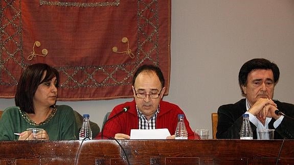 El alcalde de Cuéllar vuelve a sacar pecho del superávit, 775.000 euros en 2015