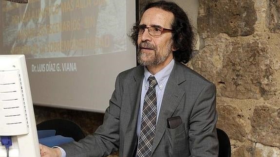 El antropólogo Luis Díaz Viana, Premio Castilla y León de Humanidades