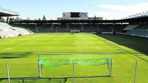 El Estadio Helmántico cumple 46 años y sigue estando huérfano de fútbol