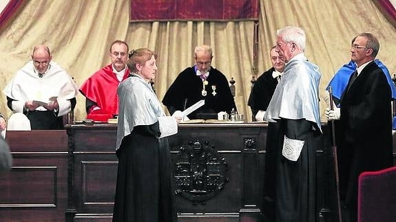 La Junta otorga la Medalla de Oro a la Usal por su compromiso con la región