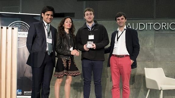 Pich, la startup tecnológica creada por exalumnos de IE Universidad, gana el 'Fintech Venture Day'