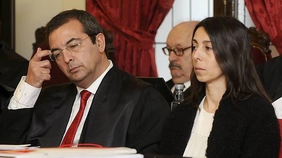 El abogado de Raquel Gago pide su libre absolución y acusa al jurado de vulnerar la presunción de inocencia