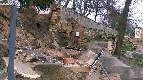 Las lluvias derrumban un murete junto al yacimiento de la muralla vaccea de Coca