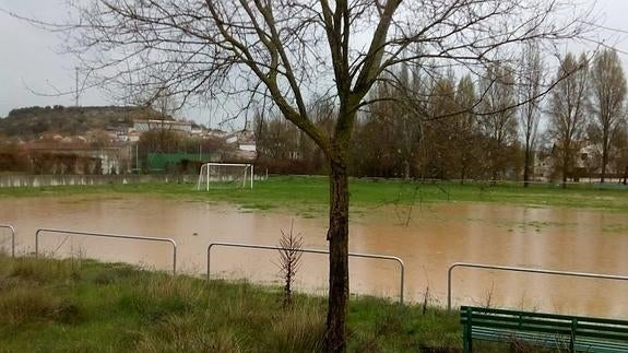 Los ríos Gromejón y Bañuelos se desbordan en Caleruega