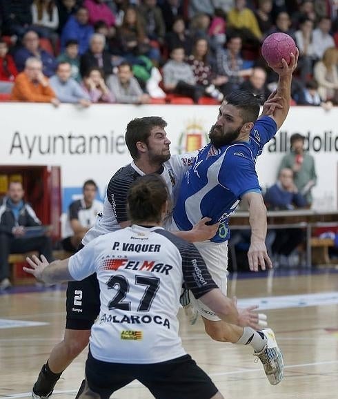 El Atlético, a defender ante La Roca su ventaja en el liderato