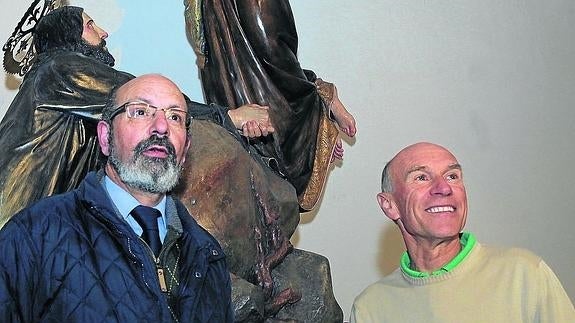 La firma de Antonio Prieto se suma al apoyo de la Semana Santa de Segovia