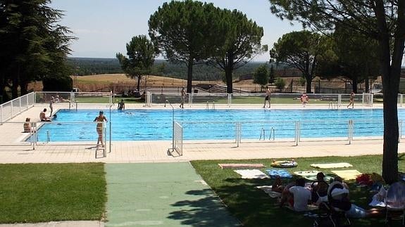 La empresa Balnea gestionará las piscinas municipales de Cuéllar