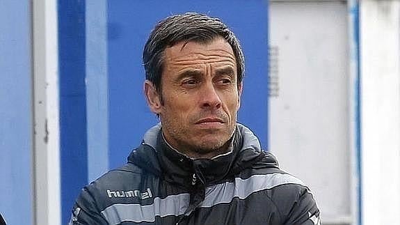 El Real Oviedo destituye al segoviano Carmelo del Pozo