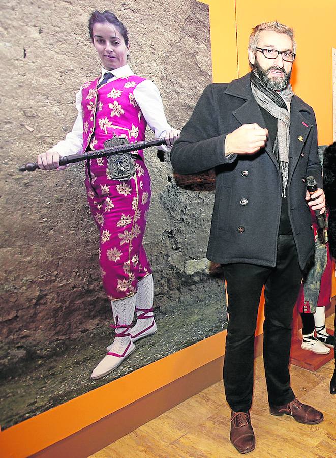Palencia reconoce el trabajo de Carlos Porro en favor de la cultura tradicional