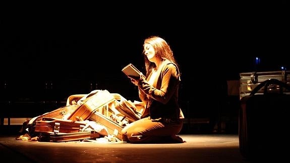 El Juan Bravo ‘desnuda’ los versos de Mario Benedetti