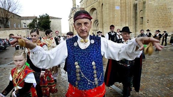 El folclorista mogarreño ‘Poldo’, nombrado Serrano del Año 2016