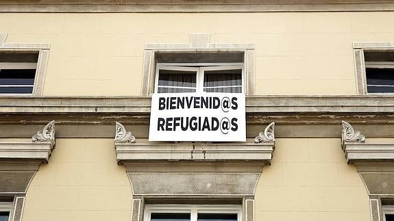 Ganemos pide que se regule la colocación de pancartas en el Ayuntamiento de Palencia