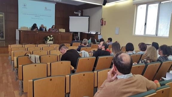 Los sanitarios de Palencia actualizan su formación sobre vacunas
