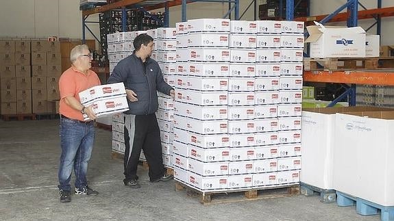 Carrefour Market de Palencia y el Banco de Alimentos participan en una recogida de alimentos