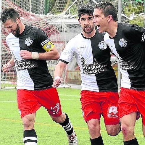 Juan Fraile hace el gol 100 de Unionistas de Salamanca