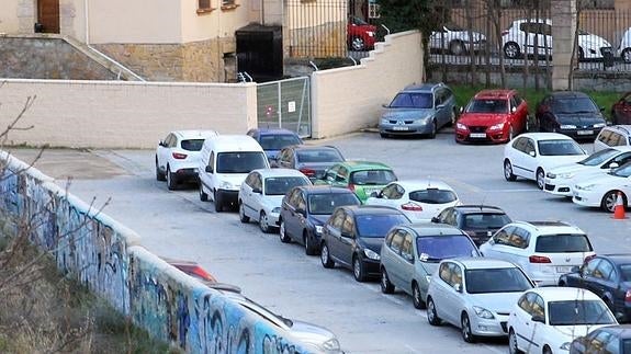 El aparcamiento del Regimiento cierra este lunes 9