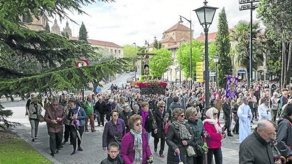 Fervorosa devoción por el Cristo de los Milagros