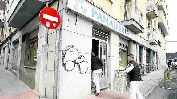 La amenaza de cierre pende sobre Panadería La Moderna