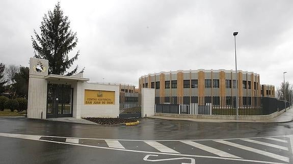 Las Cortes debatirán dotar de un trabajador social al Servicio de Salud Mental del Complejo Asistencial de Palencia