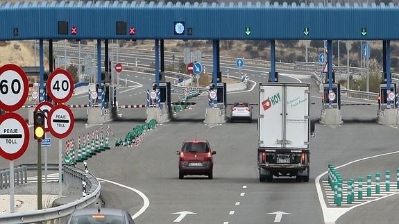 El fiscal de Segovia pide 2,5 años de cárcel para cinco guardias civiles por presunto trato vejatorio