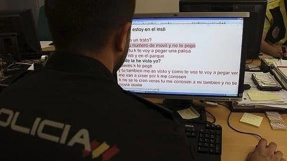 Chantajes a cambio de dinero o relaciones sexuales
